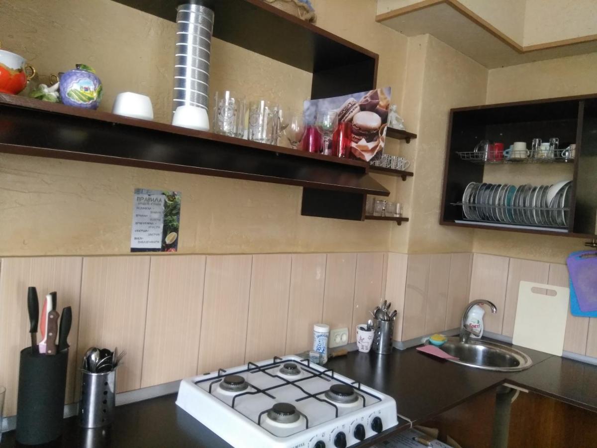 Гостевой Дом Ксения Hotel Szuhumi Kültér fotó
